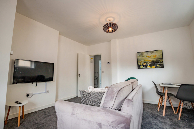 Room 5, Host Stay Bromyard Flat 2, Worcestershire
