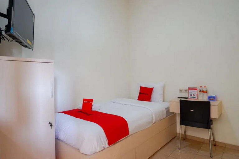 Bedroom 9