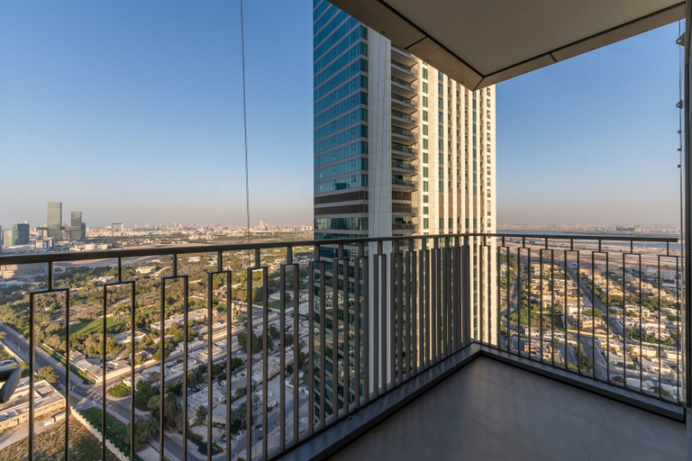 Room 2, Sleek 2BR at Downtown Close to Dubai Mall, Dubai