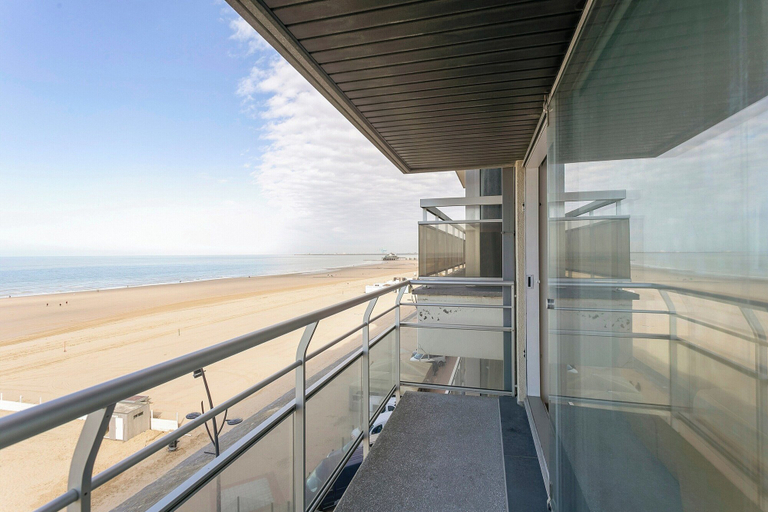 Property grounds 3, Apartment in Blankenberge Near the Beach, West-Vlaanderen