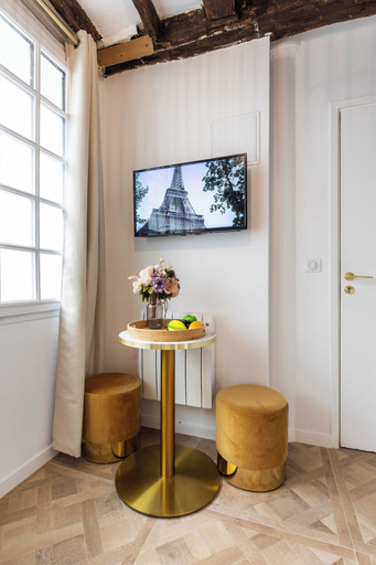 Interior 4, Cosy Room - Montmartre / Sacré Coeur, Paris