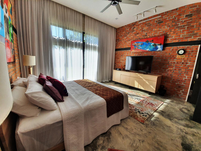 Bedroom 6