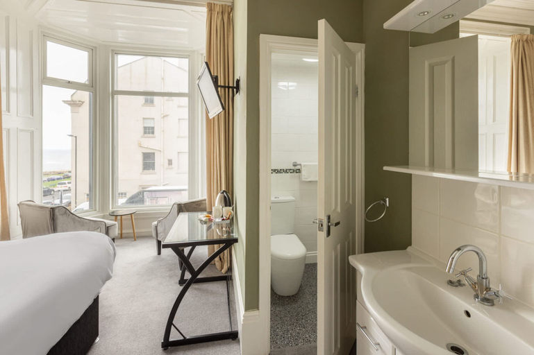 Room 4, Host Stay Lealholm at the Sandbeck, North Yorkshire