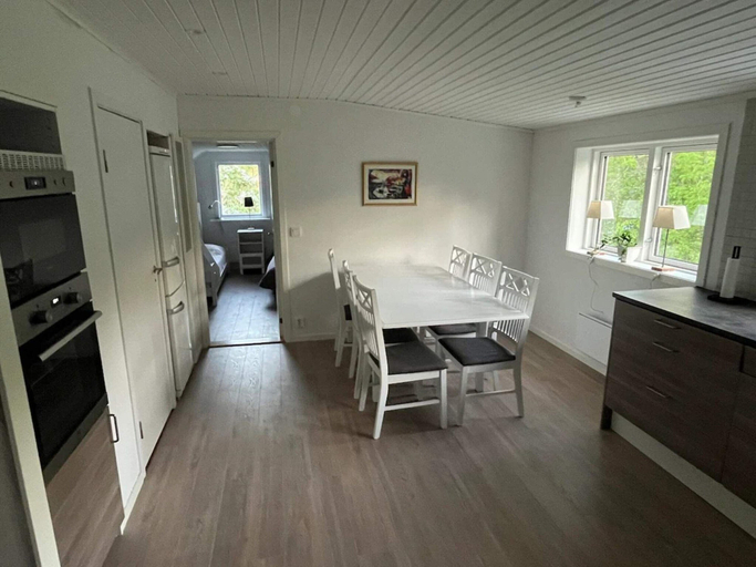 Dining, 5 Star Holiday Home in Mollosund, Orust