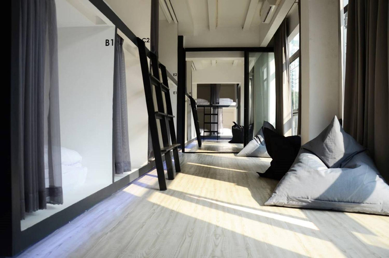 Bedroom 16