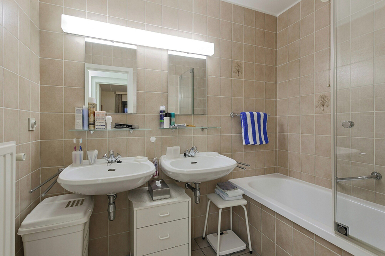 Bathroom 3, Apartment in Blankenberge Near Belgium Pier, West-Vlaanderen