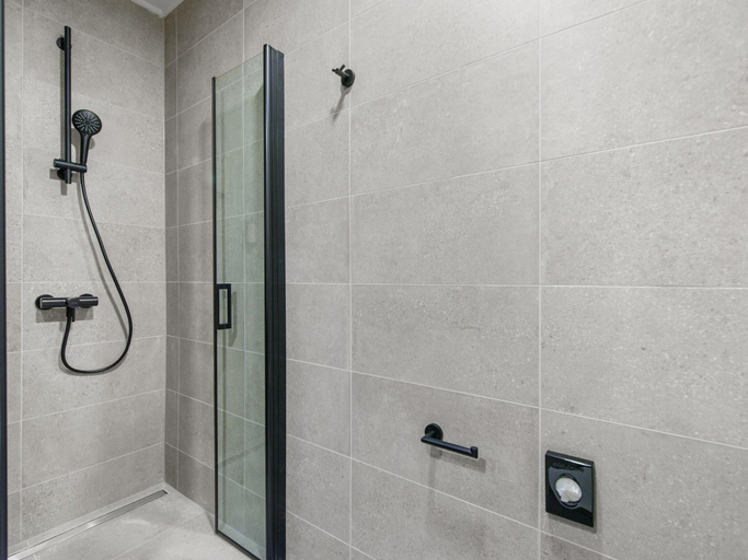 Bathroom 2, Apartment Near Beach With Pool, Brtonigla