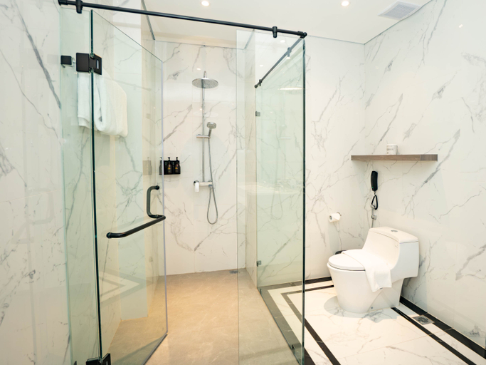 Bathroom 8
