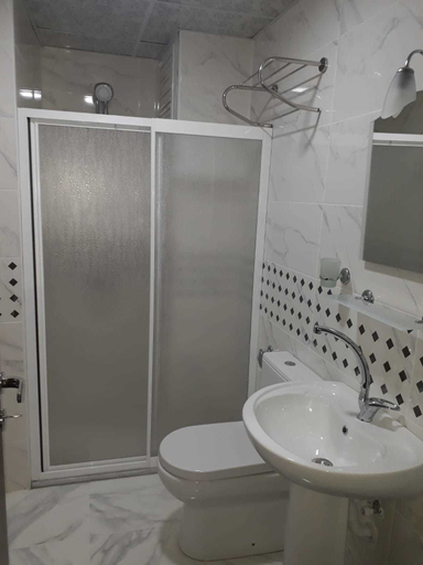 Bathroom 5, Van Toprak Hotel, Merkez