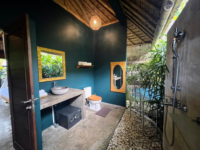 Bathroom 3, Joyously Raw Villas, Gianyar