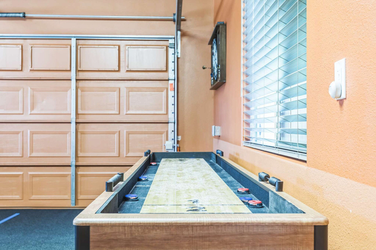 Room 4, Beautiful Sunsets at 3BR Villa in Reno, Washoe