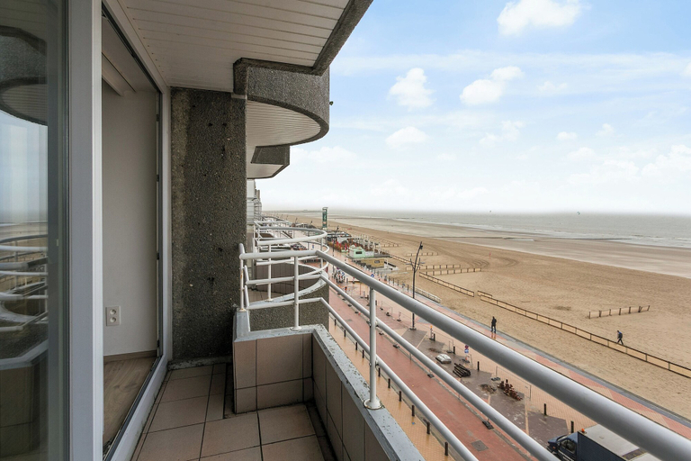 Balcony 5, Apartment in Blankenberge With Sea Views, West-Vlaanderen