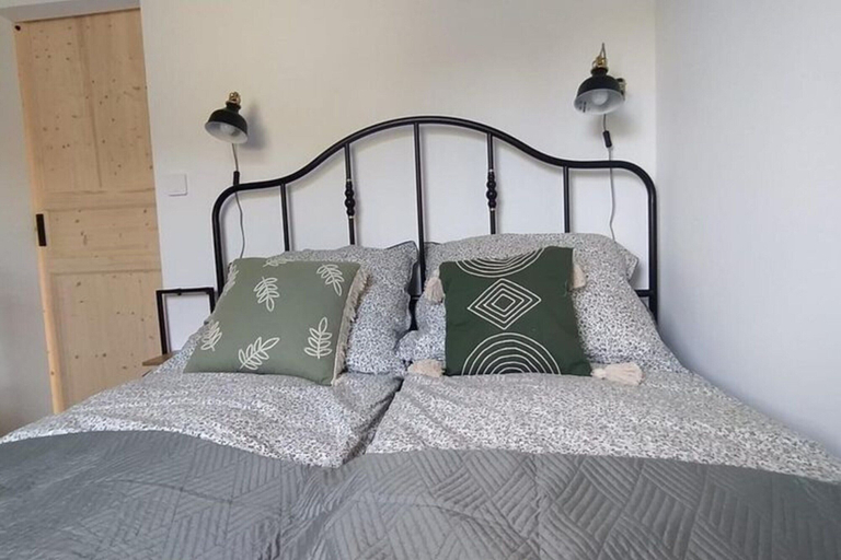 Room 2, Vakantiehuis, Sauna, Jacuzzi, Airconditioning, Koszalin