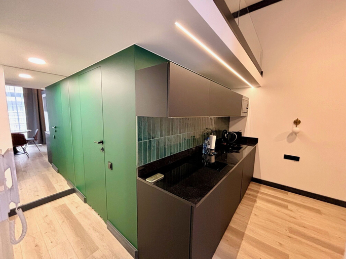 Dining Room 12
