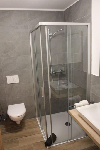Bathroom 5, Mesnerwirt, Berchtesgadener Land