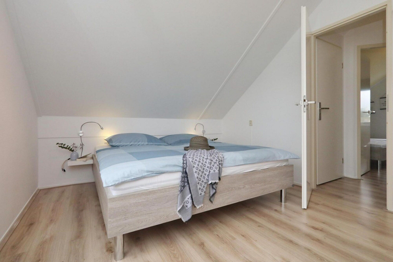 Room 4, Holiday Park de Witte Raaf, Noordwijk