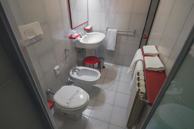 Bathroom 8