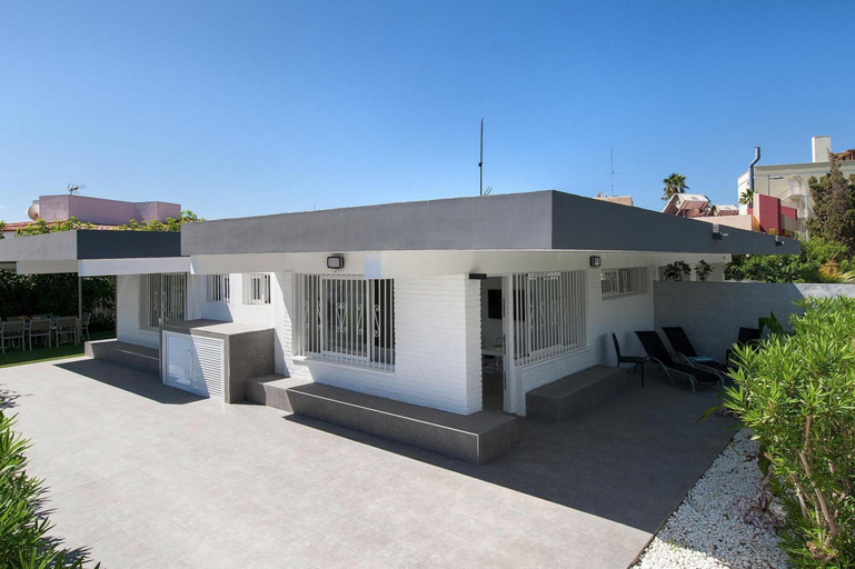 Exterior & Views, Bungalow in San Agustin With Pool, Las Palmas