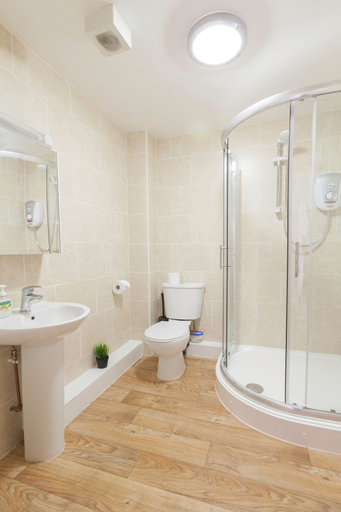Bathroom 4, Stayzo Castle Point 6 Apartment - Premier Lodge, Southampton