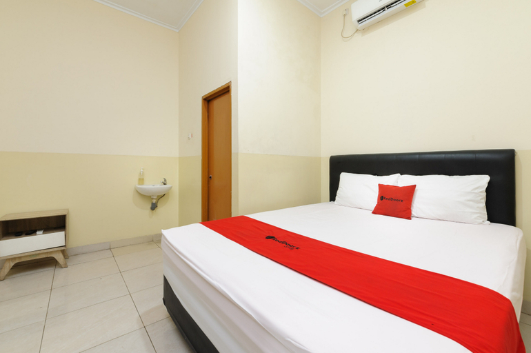 Bedroom 8