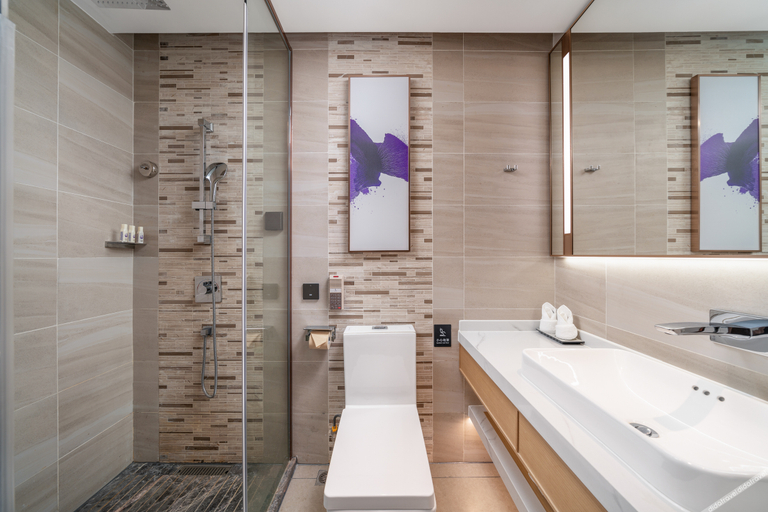 Bathroom 3, Lavande Hotel Shenzhen Longgang Central City, Shenzhen