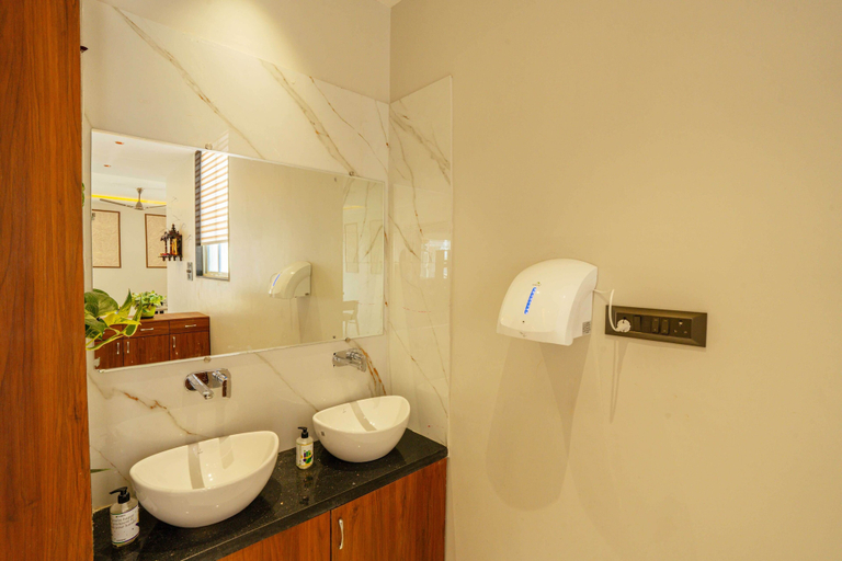Bathroom 4, Treebo Grand Royal Imperio, Hinjewadi, Pune