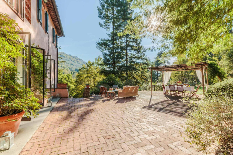 Others 5, Villa Birdsong in Camaiore, Lucca