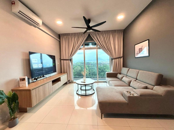 Others 2, The Paloh Suites 4R2B with 2 carpark by IWH Suites, Kinta