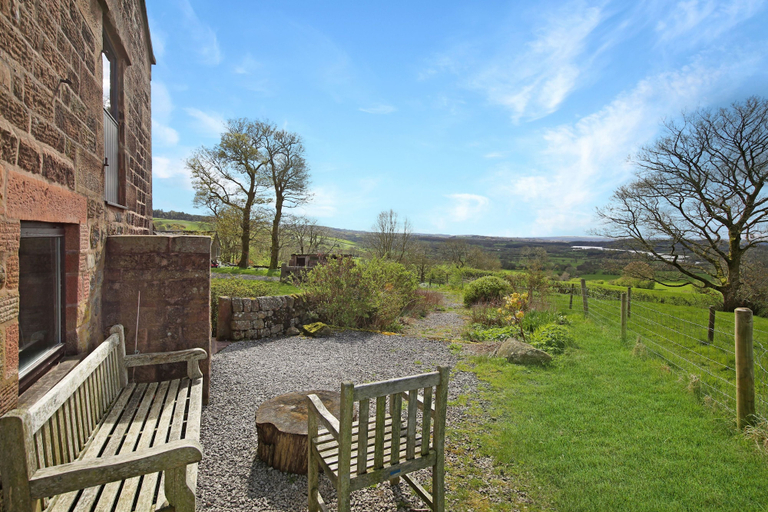 Room 5, Host Stay Little Barn - Upper Hulme, Staffordshire