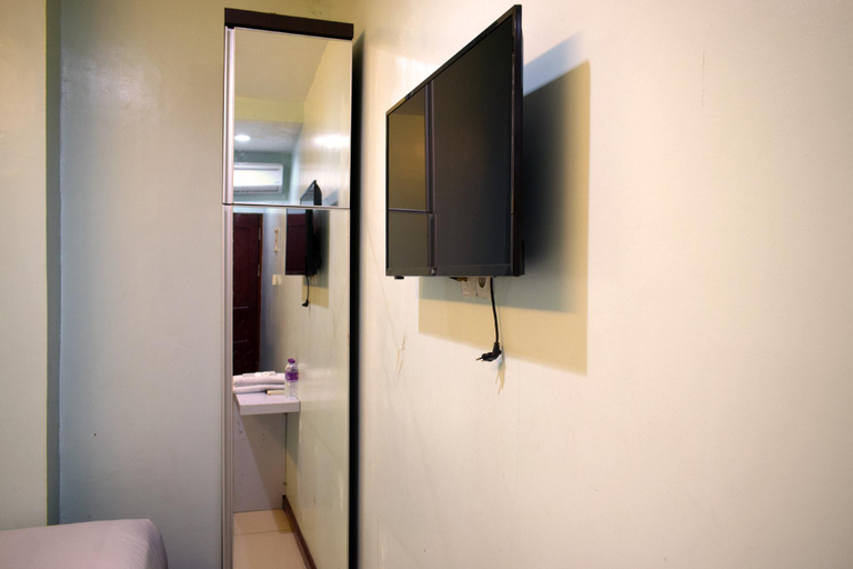Bathroom 7