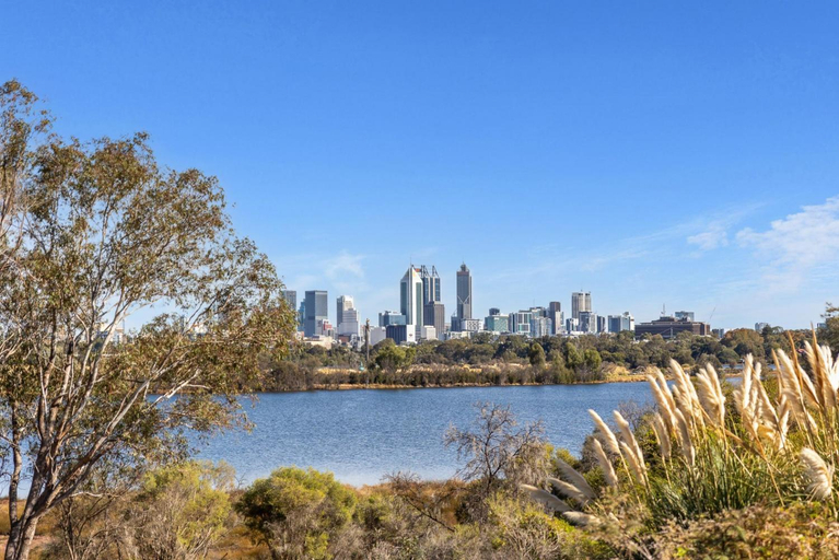 Others 5, River Suite Studio with Lovely Garden - Walk to River, Perth