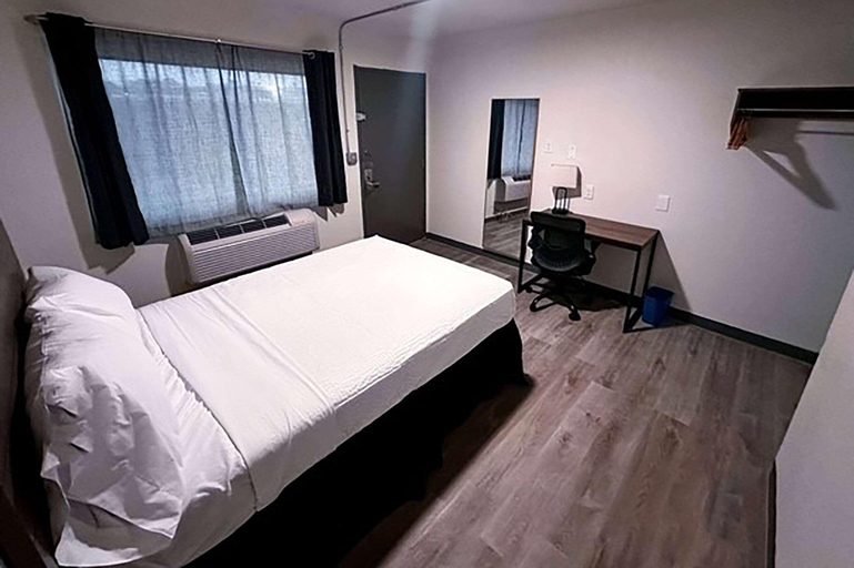 Bedroom 4, Studio City Suites A Travelodge By Wyndham, Bowie