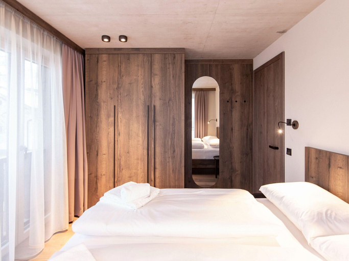 Room 5, Premium Holiday Apartment With Balcony and Sauna, Liezen