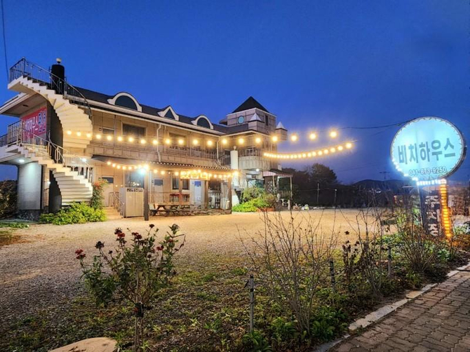 2, Taean Kkotji Beach House Pension, Taean