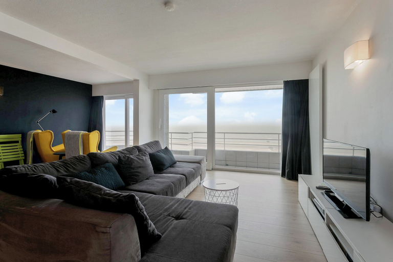 Living room, Apartment in Blankenberge With Sea Views, West-Vlaanderen