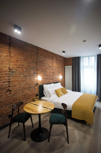 Bedroom 9