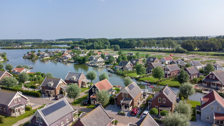 View from property 3, Bungalow in South Holland With Private Jetty, Bernisse