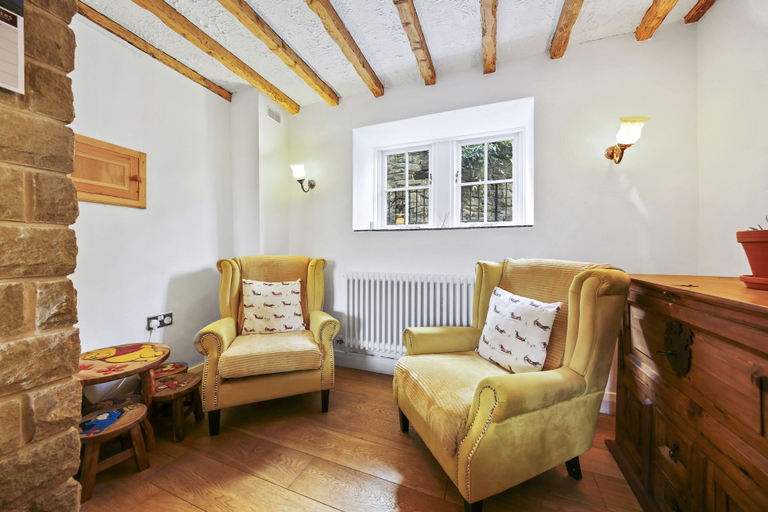 Room 5, Host Stay Bradley House, Derbyshire