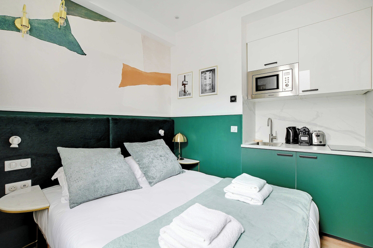 Bedroom 3, Modern Studio With A/C - Near Montmartre, Paris