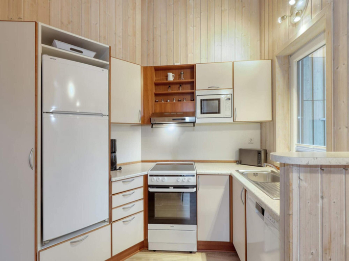 Private kitchen 2, 4 Star Holiday Home in Ottendorf, Cuxhaven
