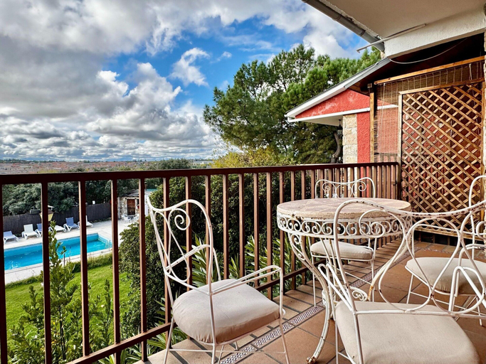 View from property 5, Rural Apartment With Private Garden, Madrid