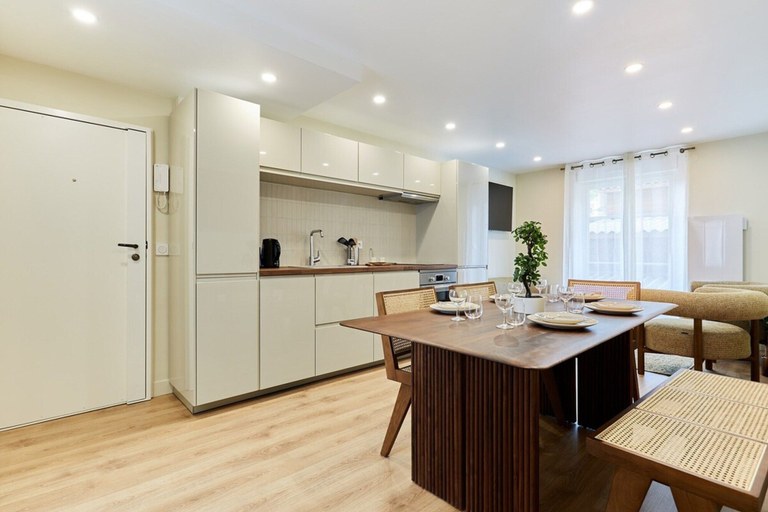 Dining 5, Superb apartment Center of Paris, Paris