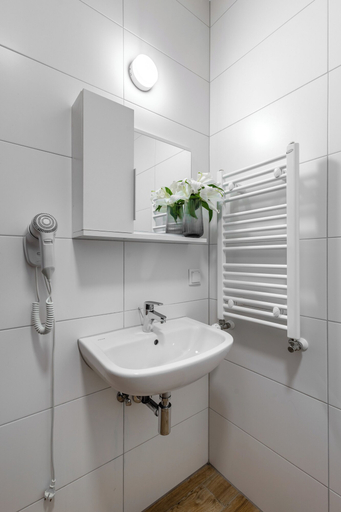 Bathroom 3, Hotel A4 Wrocław, Środa Śląska