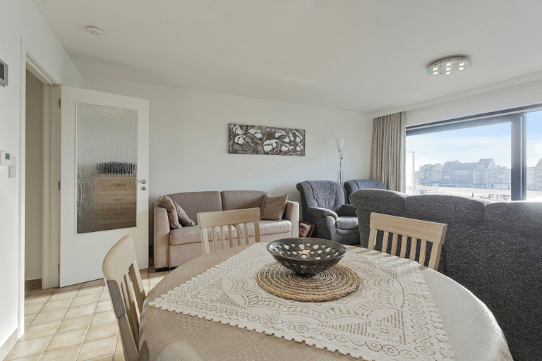 Dining 2, Apartment in Blankenberge Near Belgium Pier, West-Vlaanderen