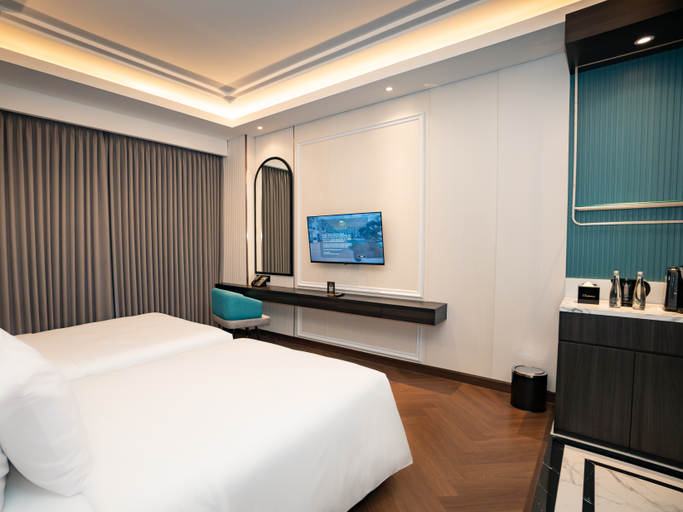 Bedroom 12