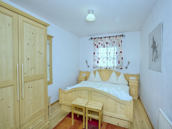 Room 5, Large Chalet in Wald im Pinzgau, Zell am See