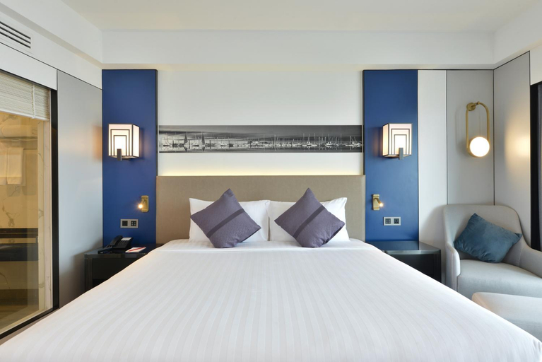 Bedroom 16