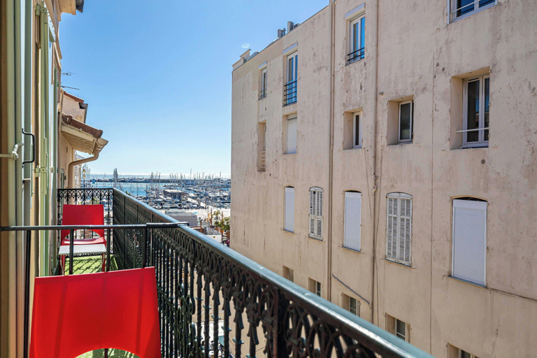Property grounds 3, Hotel Avaton - Deluxe Bedroom Balcony - Cannes Palais, Alpes-Maritimes