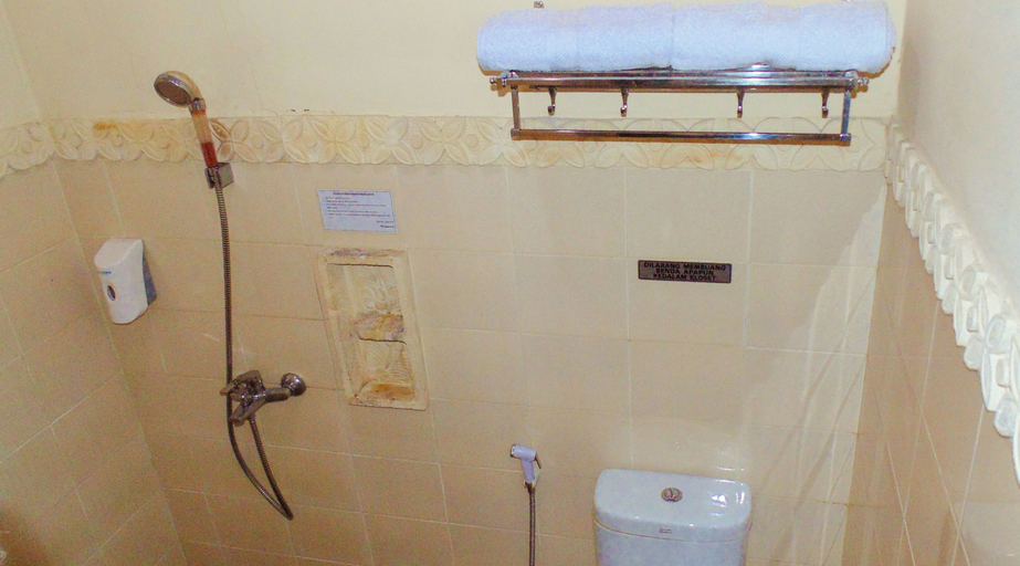 Bathroom 3, REVIVE Bogor Pendopo 45 Resort, Bogor