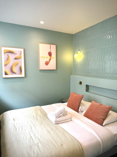 Bedroom 2, Magnificent Apartment in the Heart of Paris, Paris